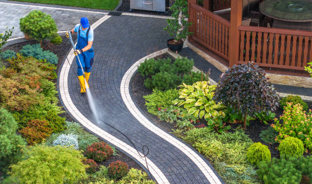 Best Garage Pressure Washing  in Gifford, FL